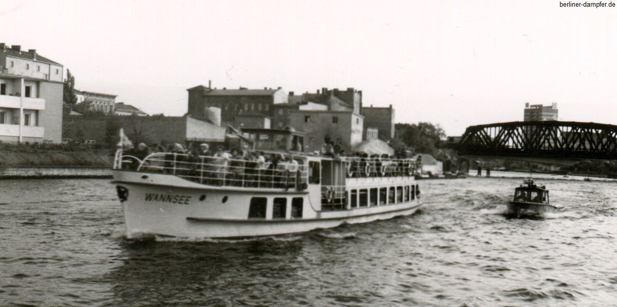 1968 ca MS Wannsee in Spandau klein a